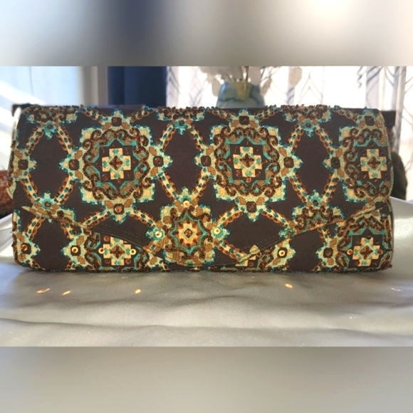 Mystique beaded envelope clutch bag - Picture 3 of 10